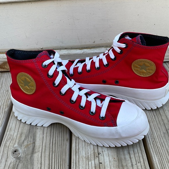 LIKE NEW- CONVERSE ALL STAR Hi-Top RED Lugged Sneakers Size M8.5/W10.5 - Picture 1 of 13